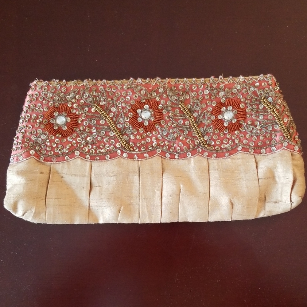 Lord and Taylor clutch